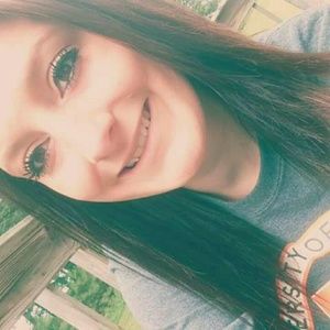 Meet your Posher, Danelle